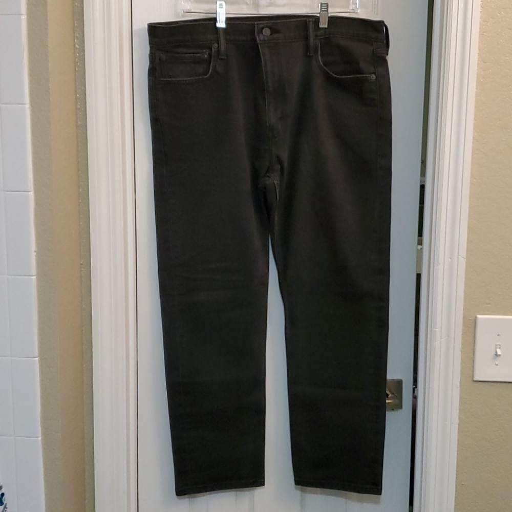 Classy Levi jeans